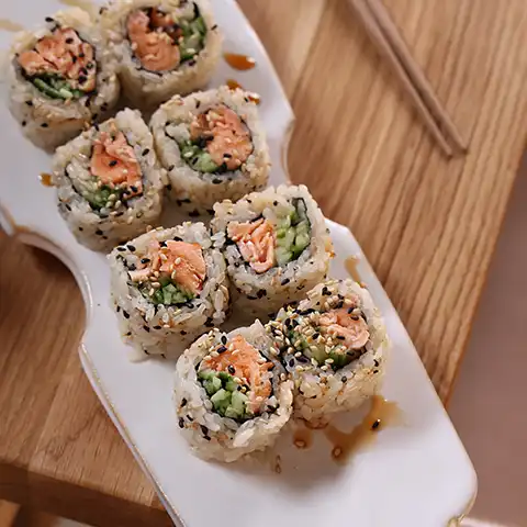 SAKE TERIYAKI ROLL