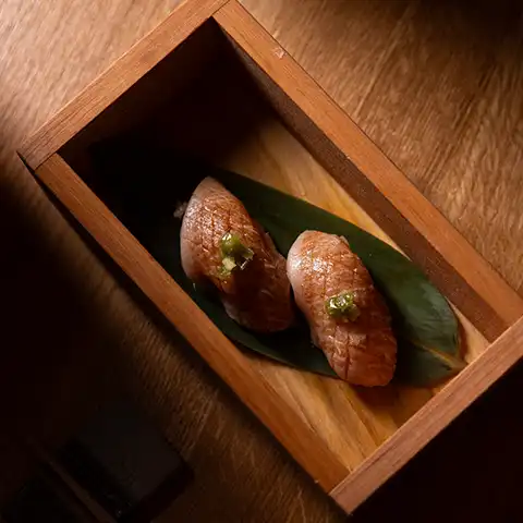 nigiri maguro toro